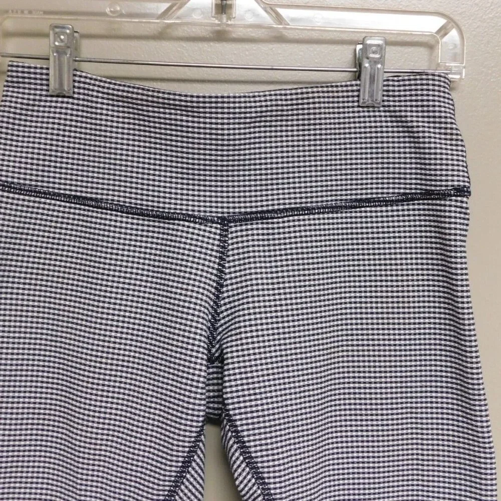 Lululemon‎  Athletica Leggings Pants Women's Size 6 Knee Length